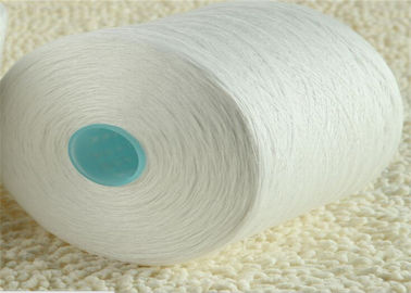 China 100% polyester Naaiende Draad 40s/3, Polyester Gesponnen Garen voor Borduurwerk Met hoge weerstand leverancier