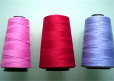 China Geverft Kleurrijk 100%-Garen 40/2, Polyesterdraad van de Polyester Naaiende Draad voor Naaimachine leverancier