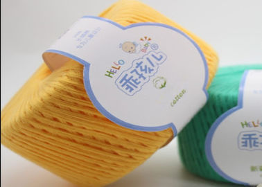 China 100% katoenen Breiend Garen, Kleurrijk het Met de hand breien Garen voor Babyslijtage, Goedgekeurde ISO leverancier