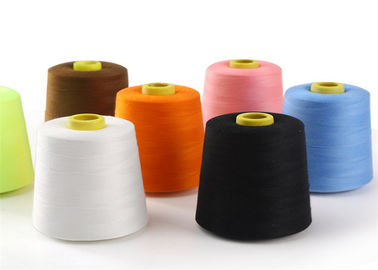 China Geverfte Kleurrijke 100% spon Garen 30/2 van de Polyesterdraad voor T-shirtgaren/Kleding leverancier