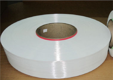 China Volledig Saai Wit 100 Polyester Gesponnen Garen 50D/24F dat voor het Naaien het Weven wordt gebleekt leverancier