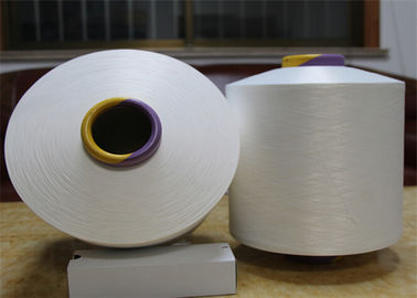 China 100% ruw Wit Nylon Geweven Garen 70D/24F voor Naaiende Draad/de Doek van Oxford leverancier