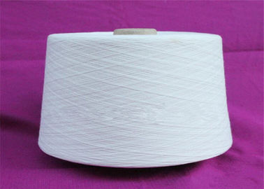 China Kniting/het Weven het Polyester Gesponnen Wit van het Garenbleken met de Maagdelijke Vezel van 100% leverancier